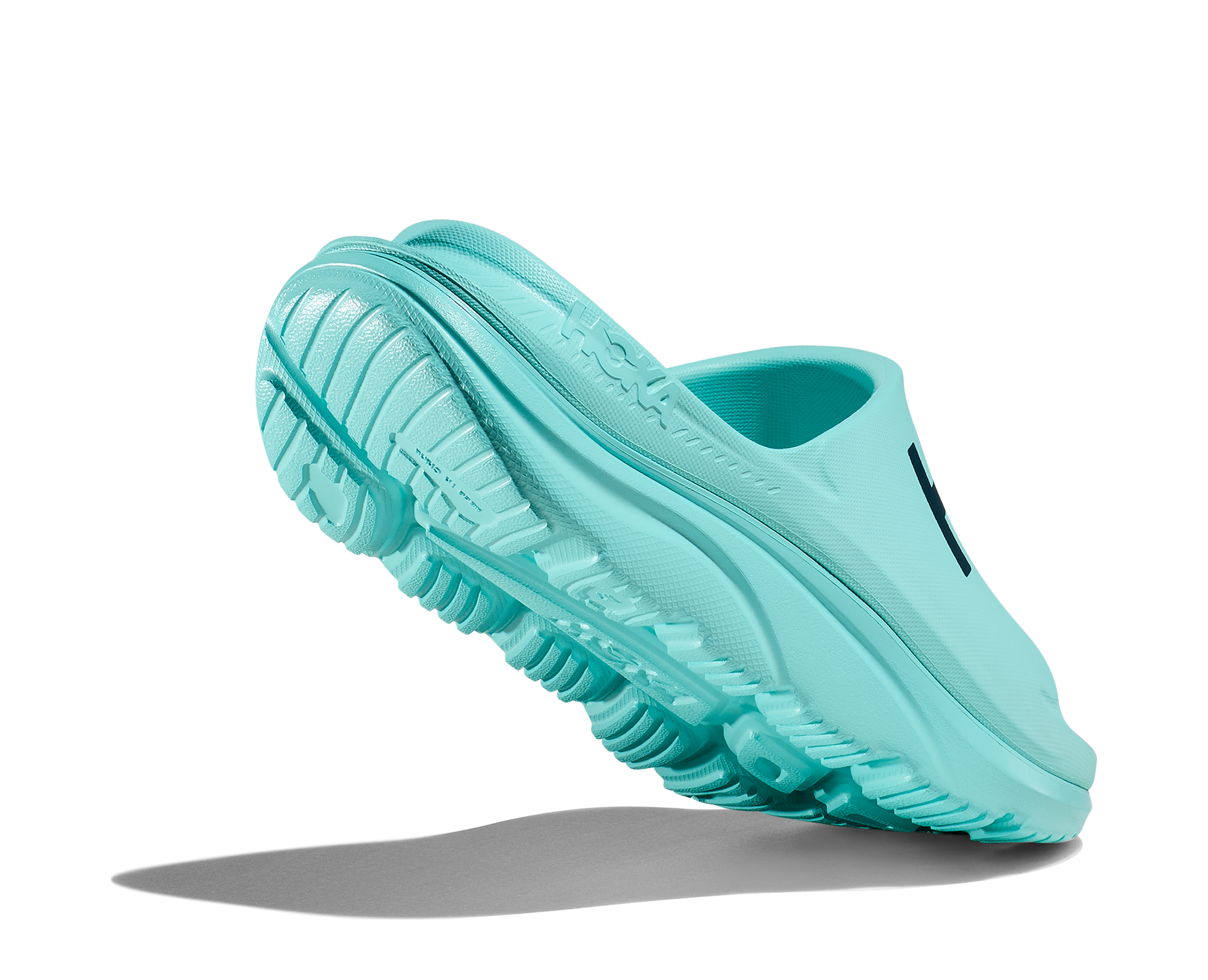 U ORA ATHLETIC SLIDE