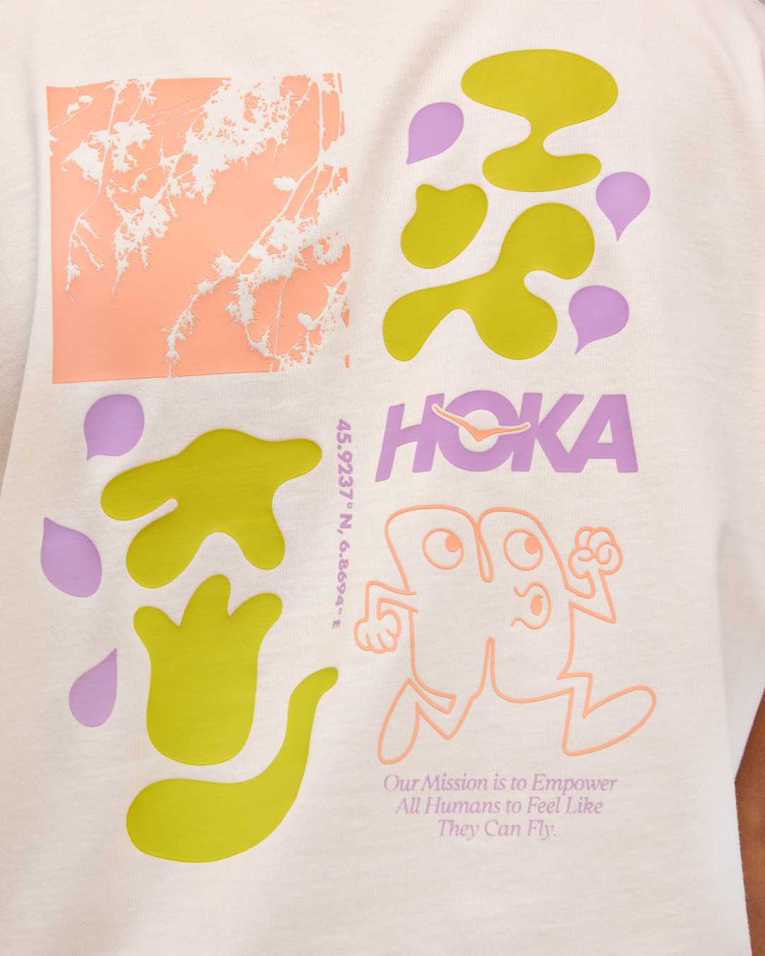 W HOKA COLLAGE GPX TEE